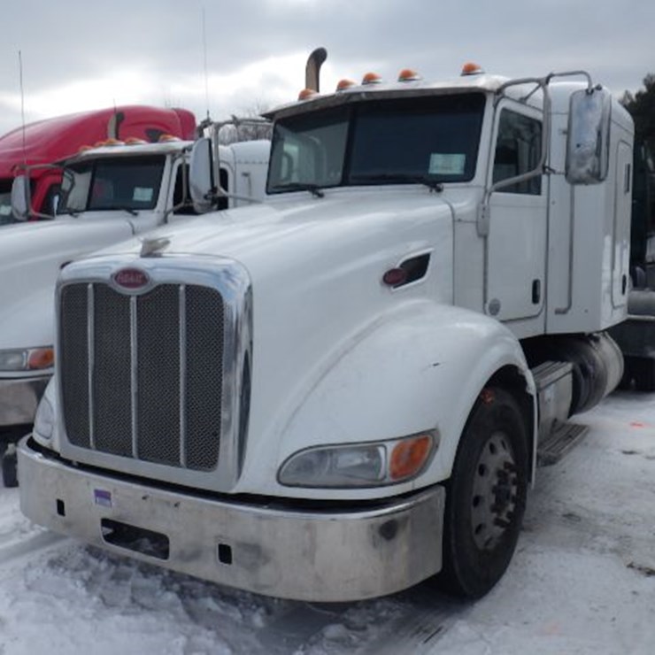 2014 PETERBILT 386