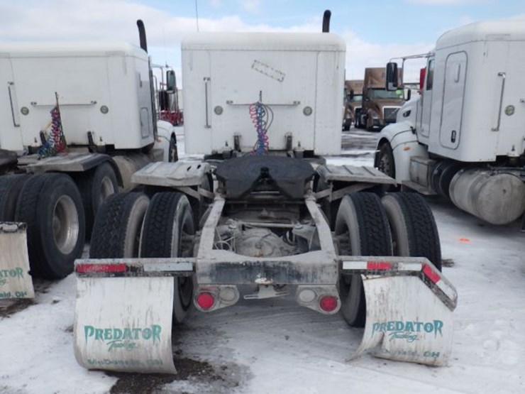 2014-peterbilt-386-image-10