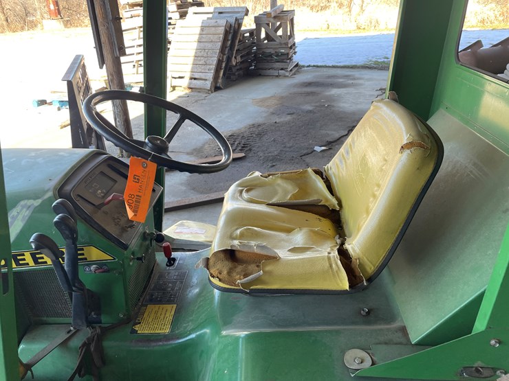 john-deere-420-image-8