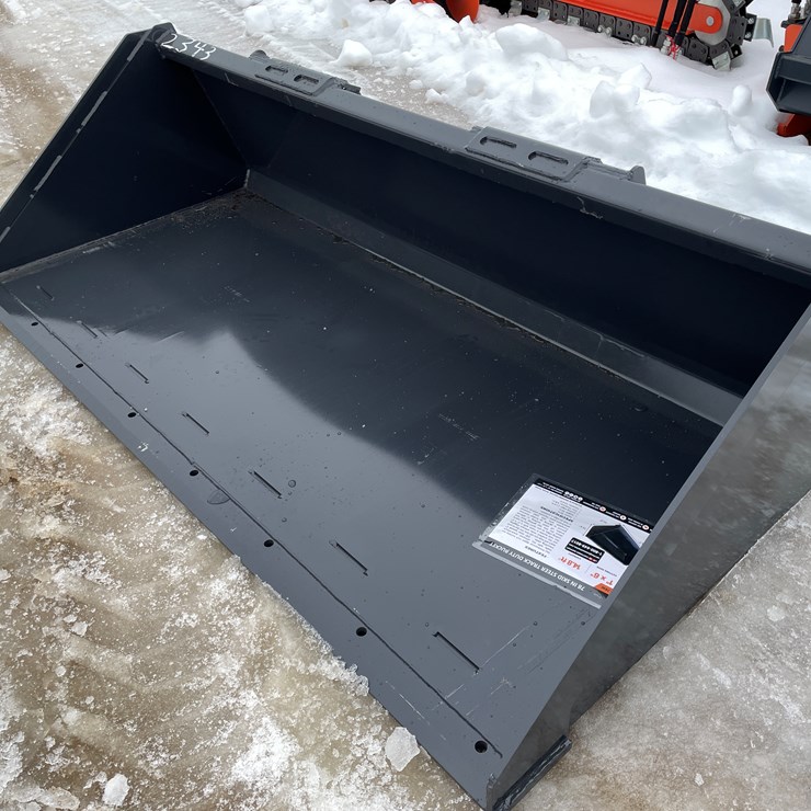 #2343 • Wolverine Universal Mount Track Duty Bucket