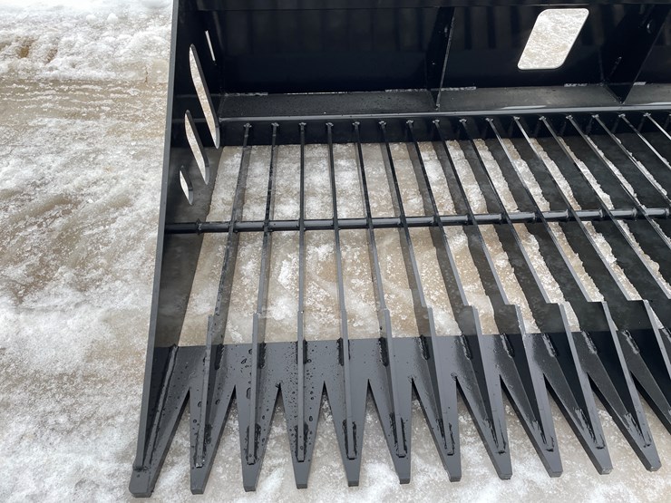 #2333-•-wolverine-skeleton-bucket-image-13