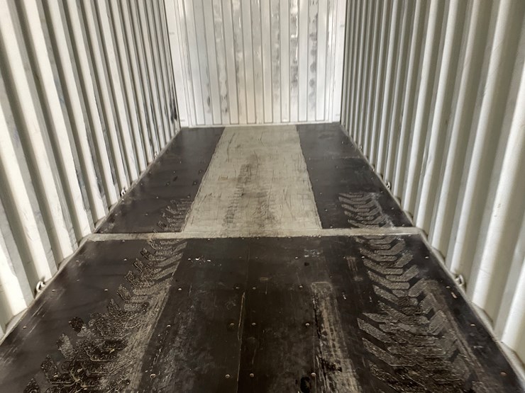 #202-•-40'-high-cube-shipping-container-image-19