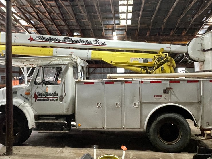 1998-international-4700-image-8