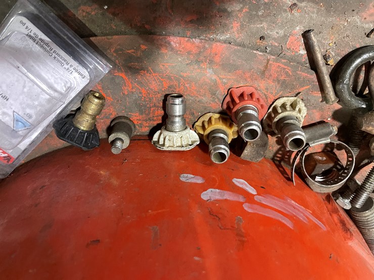 #5993-•-alkota-hot-water-pressure-washer-image-10