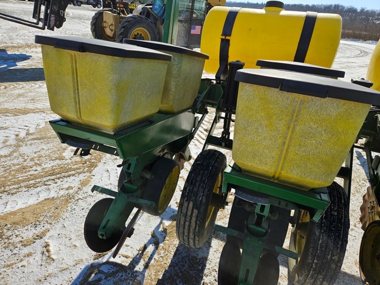 john-deere-7000-image-20