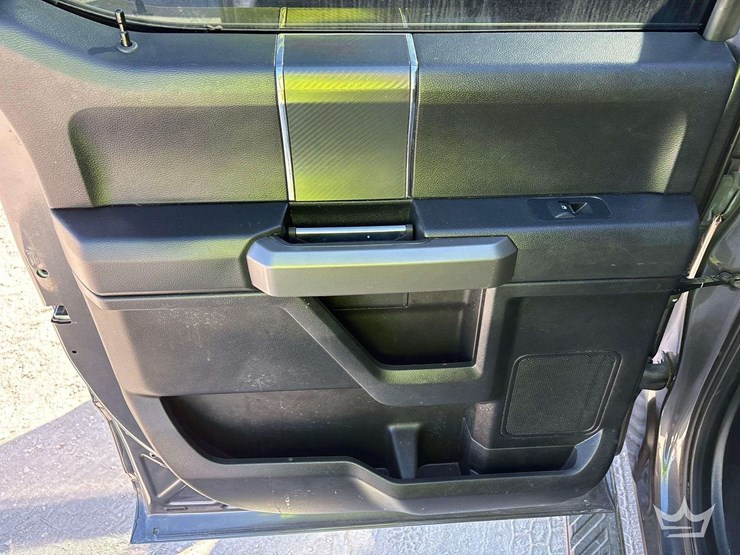 2018-ford-f150-image-18