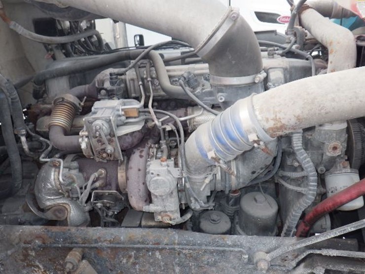 2014-peterbilt-386-image-31