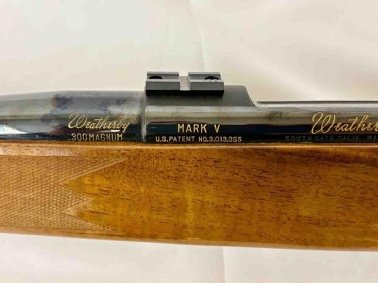 weatherby-mark-v---rifle---1-of-1000-image-12