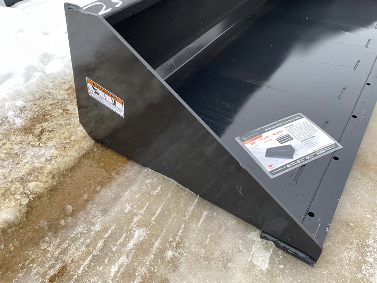 #2344-•-wolverine-universal-mount-track-duty-bucket-image-13