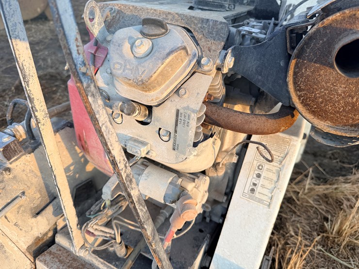 #2598-•-core-cut-cc1800xl-walk-behind-concrete-saw-image-13