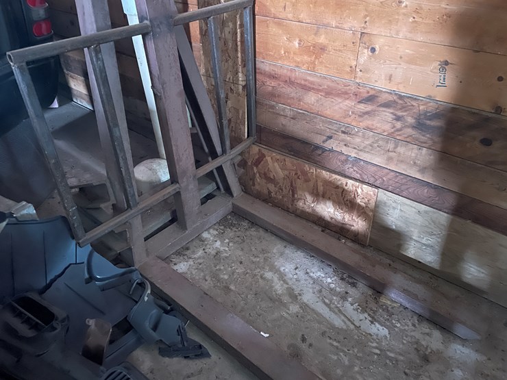 #5931-•-homemade-forklift-image-1