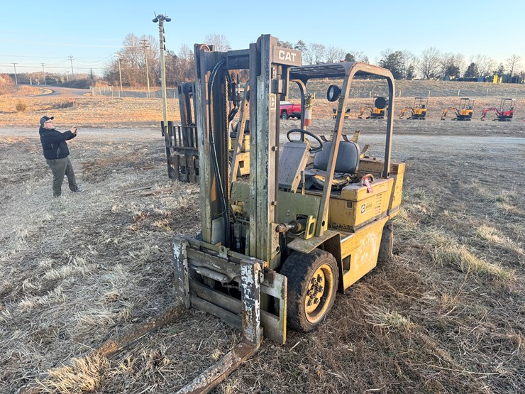 #2591-•-caterpillar-v60dstr-forklift-image-8