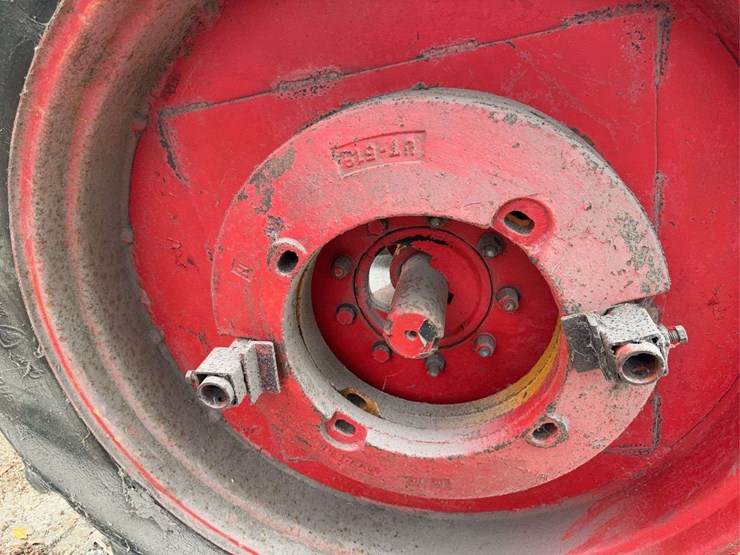 minneapolis-moline-r-image-30