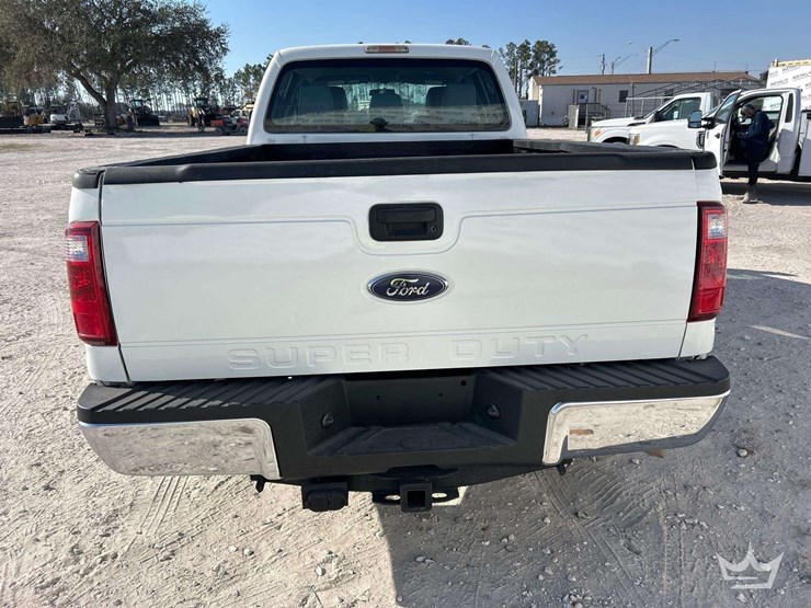 2015-ford-f350-image-26