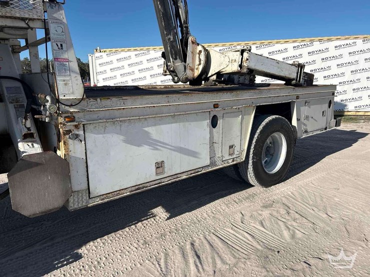 2003-sterling-l8500-image-30