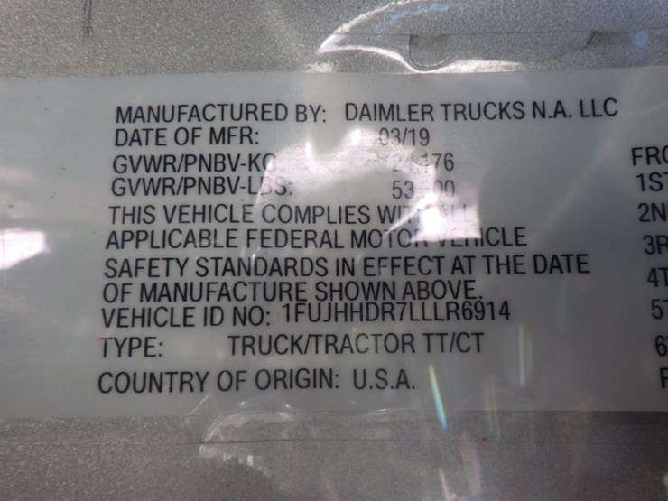 2019-freightliner-cascadia-126-image-22