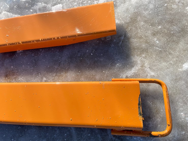 #2377-•-set-of-pallet-fork-extensions-image-11