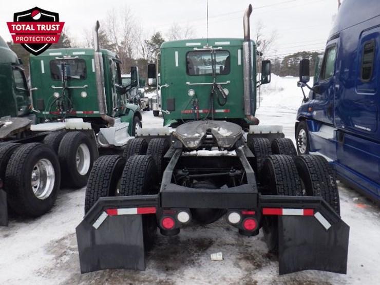 2019-peterbilt-579-image-9