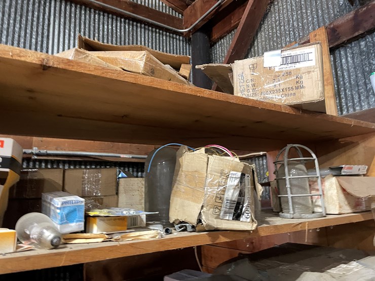 #7249-•-contents-of-(2)-shelving-units-image-12