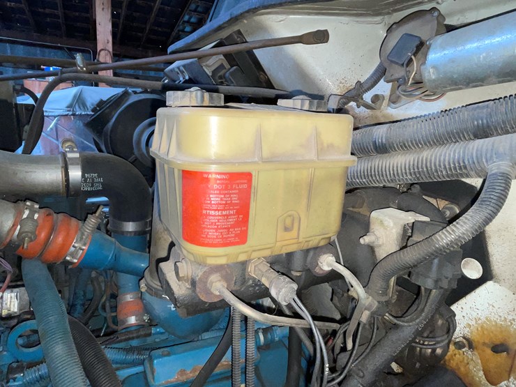 1998-international-4700-image-30