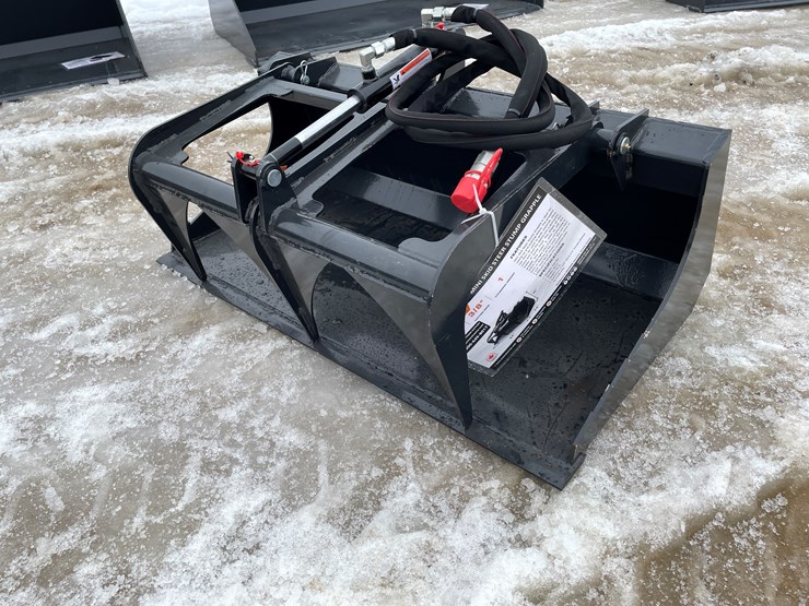 #2347-•-wolverine-mini-skid-steer-stump-grapple-image-1