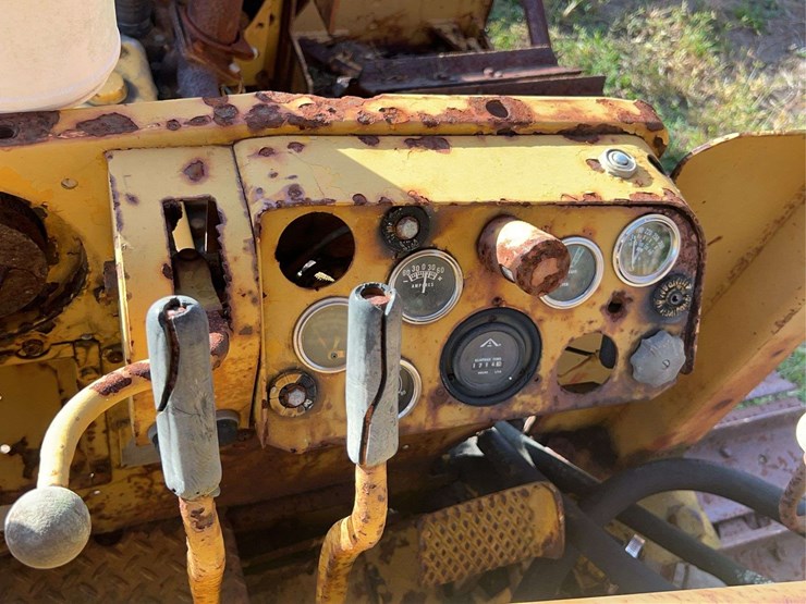 international-td9-image-63