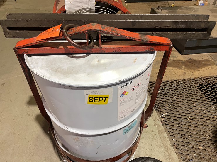 #7016-•-55-gallon-drum-lift-image-1