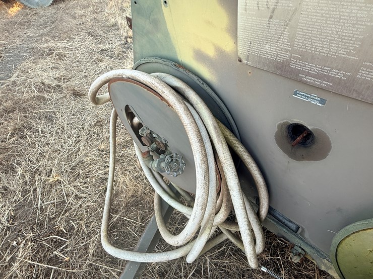 #2595-•-davey-towable-air-compressor-image-10