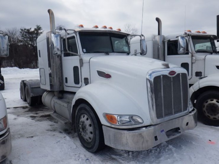 2014-peterbilt-386-image-3