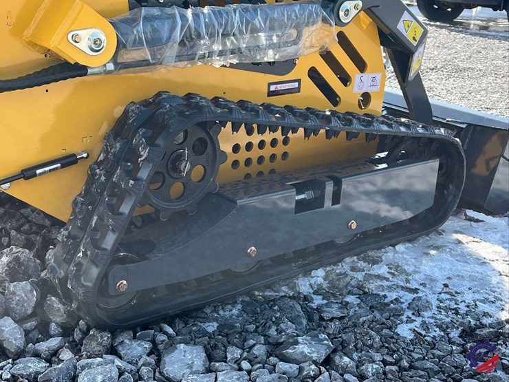 unused-2025-sdlanch-sdll60-skid-steer-loader-mini-skid-steer-image-9