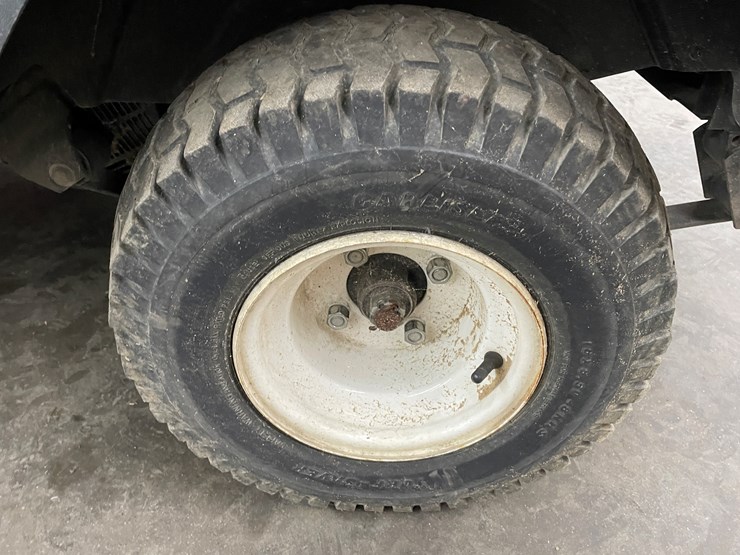 #301-•-cushman-hauler-1200-gas-golf-cart-image-43