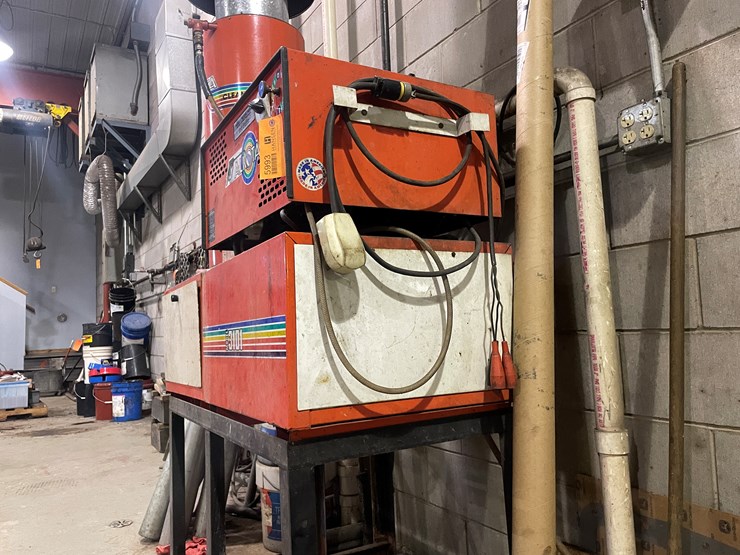 #5993-•-alkota-hot-water-pressure-washer-image-12