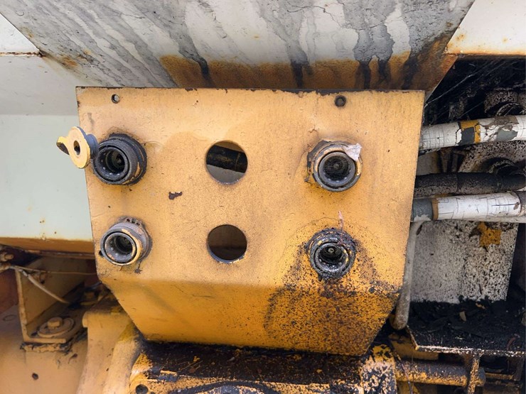 minneapolis-moline-g1050-image-46