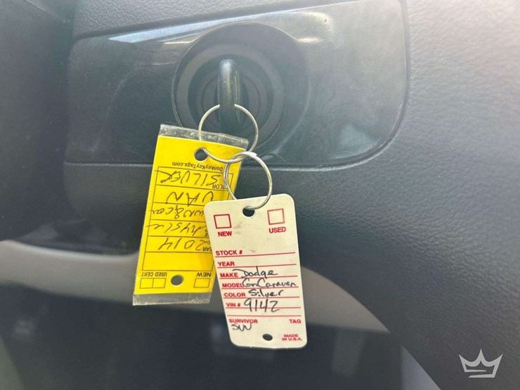 2014-dodge-grand-caravan-image-24