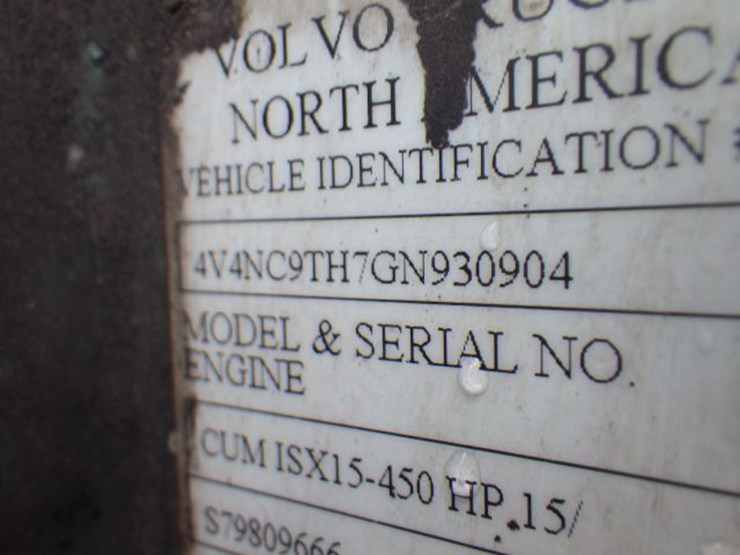 2016-volvo-vnl-300-image-17