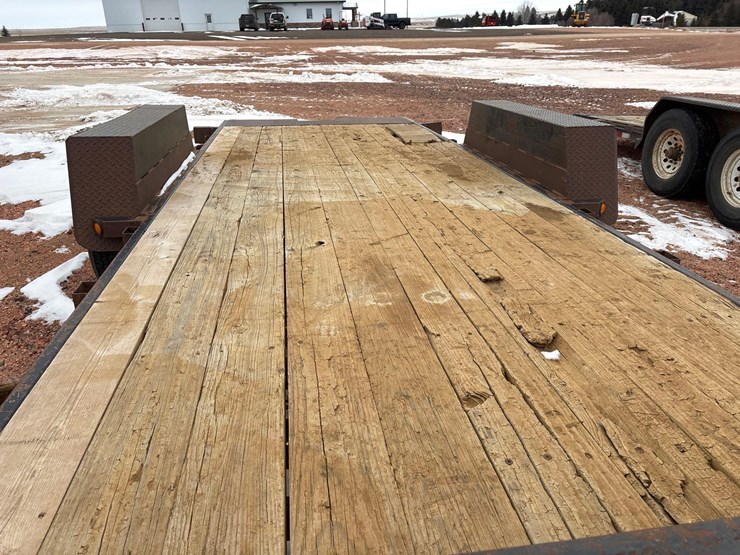 2010-abu-trailer-image-7