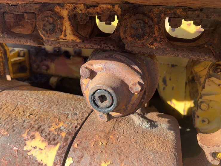 international-td9-image-51