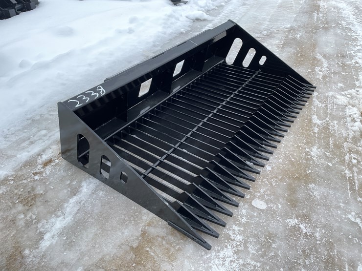 #2338-•-wolverine-skeleton-bucket-image-3