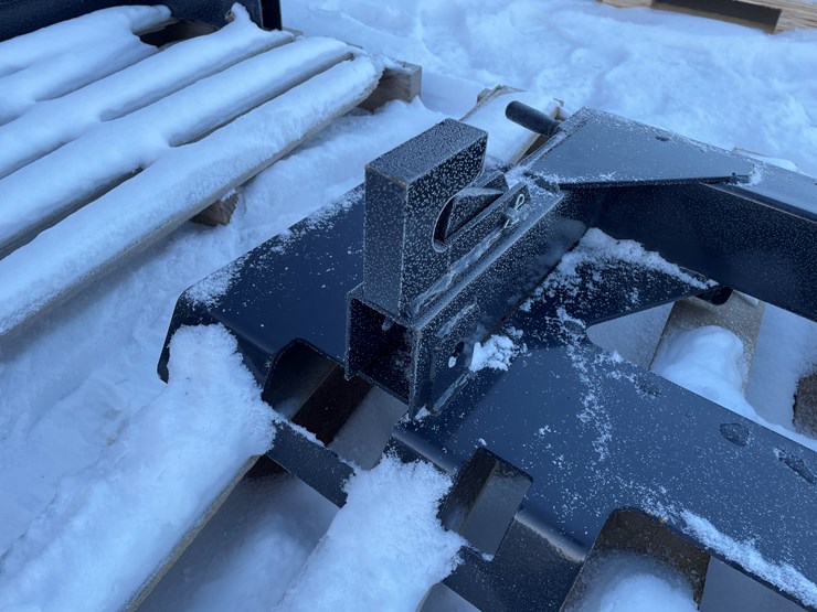 #2348-•-wolverine-3-point-quick-tach-hitch-image-12