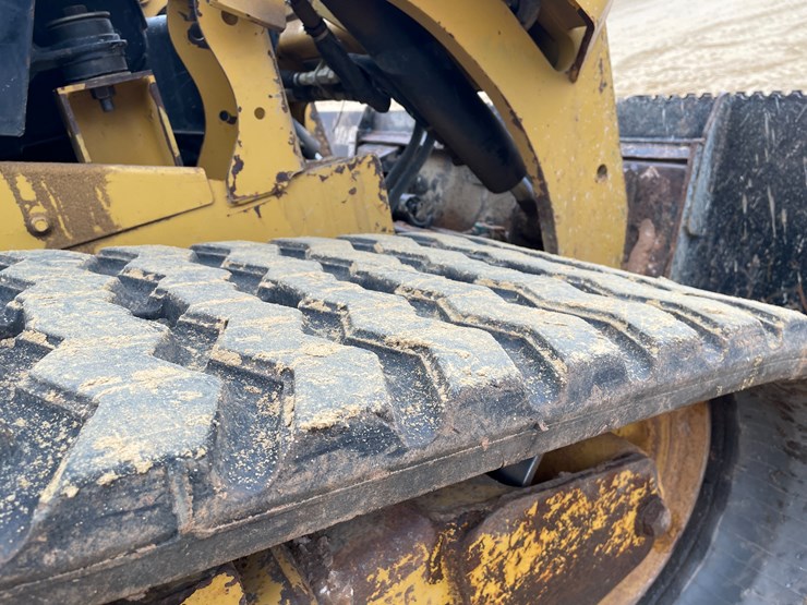 caterpillar-279d-image-47