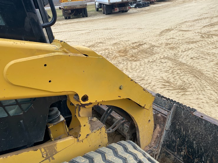 caterpillar-279d-image-22