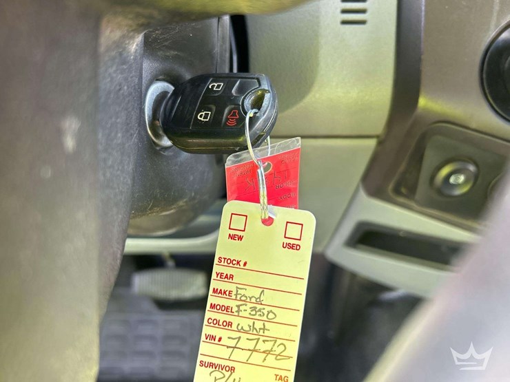 2015-ford-f350-image-27