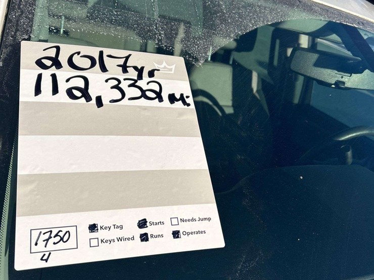 2017-chevrolet-silverado-1500-image-21