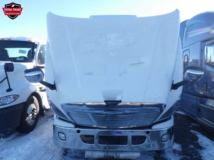 2019-freightliner-cascadia-125-image-20