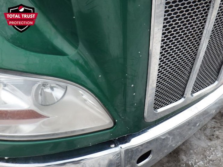 2019-peterbilt-579-image-4