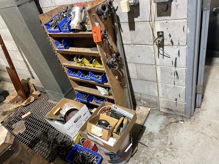 #7018-•-miscellaneous-hardware-and-bolt-bins-image-1