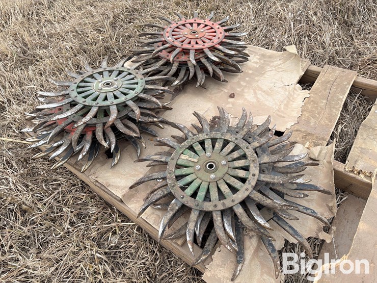 john-deere-rotary-hoe-wheels-image-2