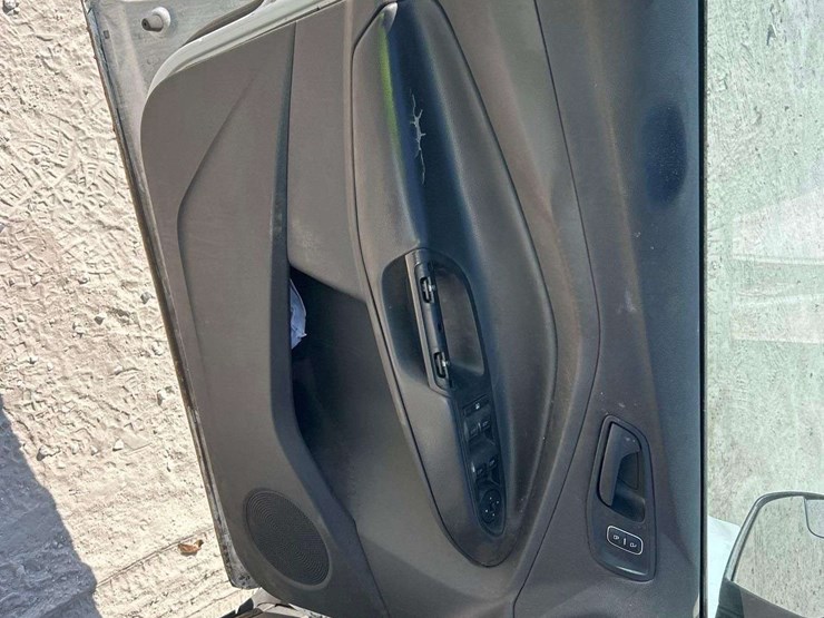 2017-ford-escape-image-14