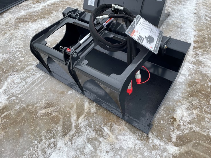 #2345-•-wolverine-mini-skid-steer-stump-grapple-image-1