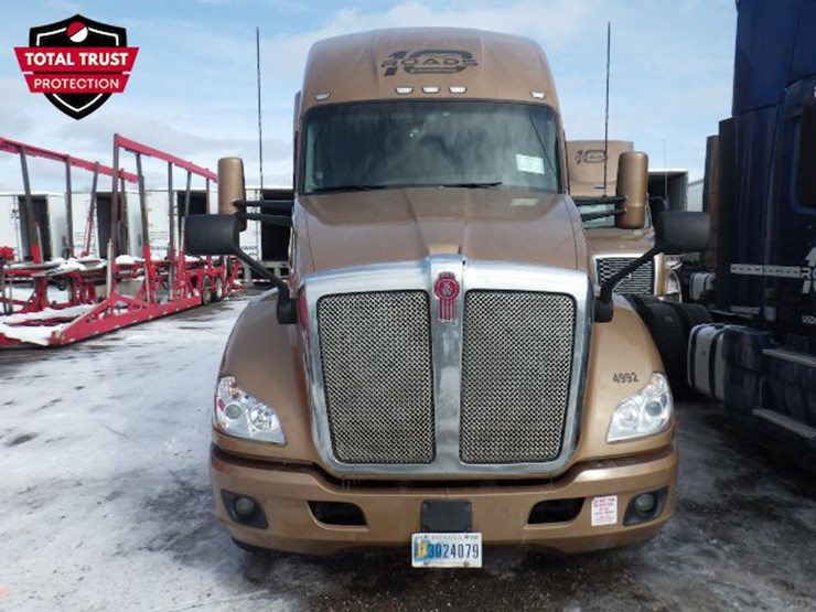 2022-kenworth-t680-image-2